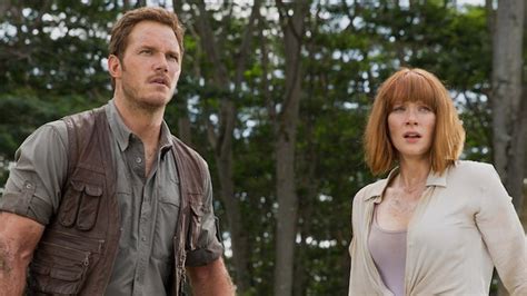 'Jurassic World 3': Original cast may bring sexual tension back to the park