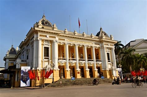 Hanoi Opera House - Guide Vietnam