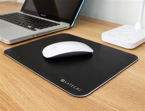 Aluminum Mouse Pad by Satechi – HolyCool.net