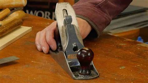 Bench Plane: Sharpening & Setting - Woodworking Masterclasses