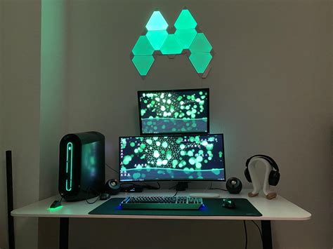 Gaming and Home-Office setup with Aurora R9 : r/Alienware