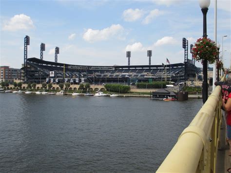 3 Cheap and Smart PNC Park Parking Spots | Pittsburgh Pirates