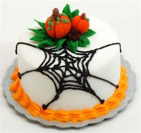 1:12 Halloween Spider Cake | Stewart Dollhouse Creations