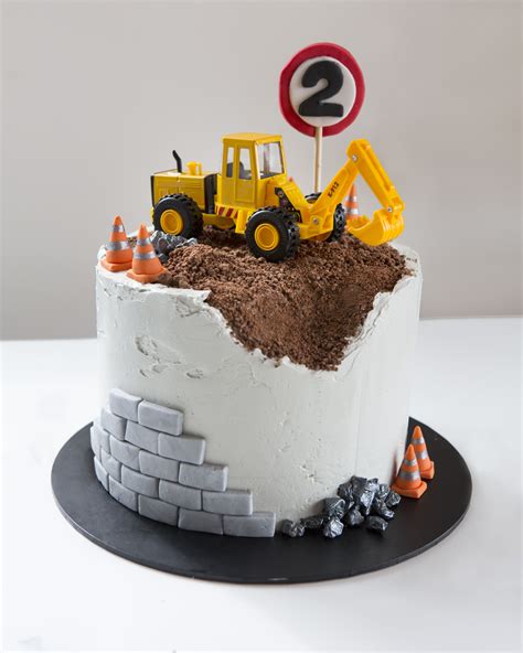 64+ Dump Truck Cake Design