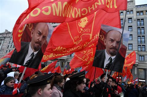 Communists Mark Russian Revolution’s Centenary in Moscow - The New York Times