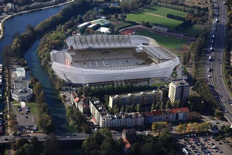 Nouvelle tribune et nouvelles installations au stade du FC Metz (2019)