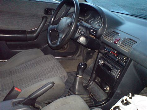 1990 Mazda 323 - Interior Pictures - CarGurus