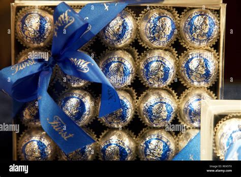 Salzburg mozartkugeln chocolate balls hi-res stock photography and images - Alamy