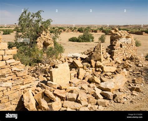 India, Rajasthan, Jaisalmer, Kuldhara abandoned village in Thar Stock Photo: 69810102 - Alamy