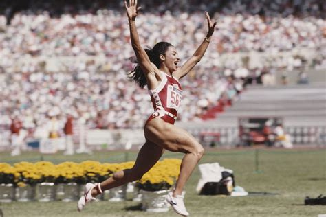 Women's 200-Meter World Records