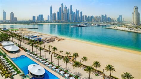 Hilton Dubai Palm Jumeirah - Jumeirah Palm, Dubai - On The Beach