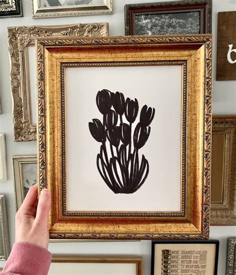 Tulip Drawing Black Flower Drawing Black Tulips Line - Etsy