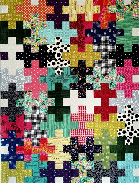 Selvage Blog: New Puzzle Quilt Pattern!