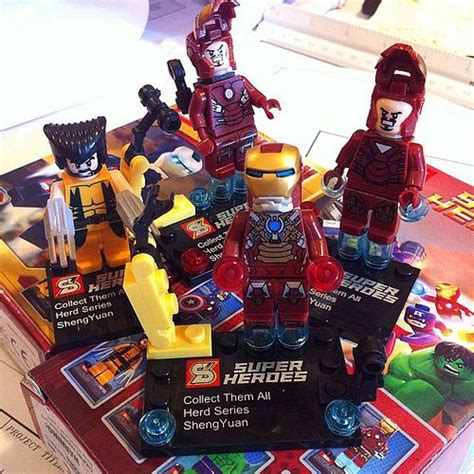 Fake LEGO Super Heroes Minifigures | Custom LEGO Minifigures