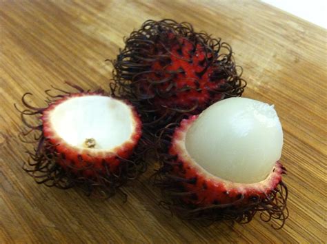 rambutan fruit - Make It Vegan