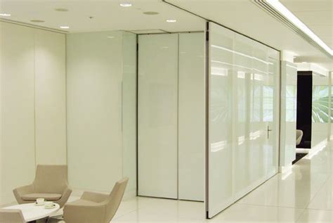 Movable Glass Walls & Operable Glass Wall Partitions | Avanti Systems