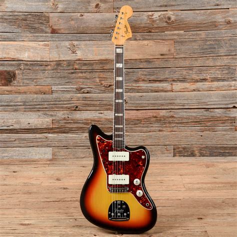 Fender Jazzmaster Sunburst 1966 – Chicago Music Exchange