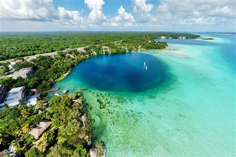 Chacchoben Mayan Ruins and Bacalar Lagoon from Costa Maya - Walk a History