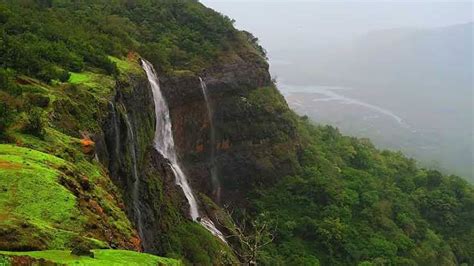 List Of 30 Waterfalls In Maharashtra That You Must Visit