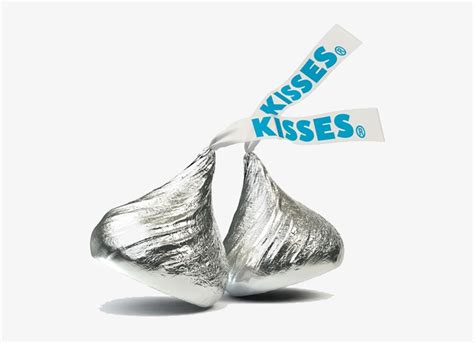 Kiss Clipart Candy Kisses - 2 Hershey Kisses Transparent PNG - 600x577 ...