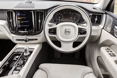 Volvo XC60 Interior, Sat Nav, Dashboard | What Car?