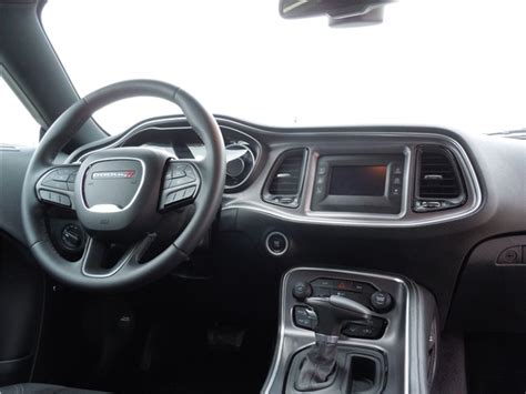 2015 Dodge Challenger: 85 Interior Photos | U.S. News