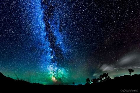 Milky Way Galaxy, Eerie Airglow Paint Night Sky Amazing Colors (Photo) | Space