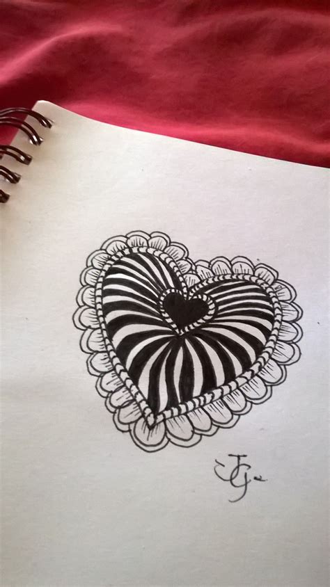 Zentangle Heart by Julia Giles | Zentangle patterns, Heart doodle, Zentangle