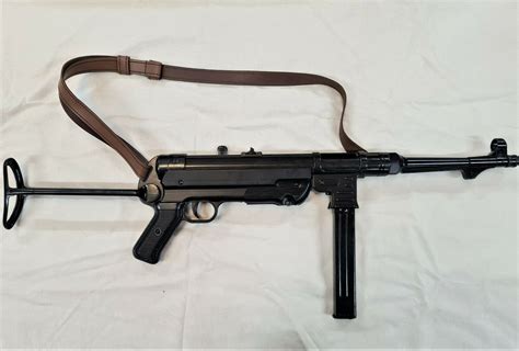 REPLICA WW2 GERMAN MP40 SEMI AUTOMATIC MACHINE PISTOL GUN BY DENIX | JB Military Antiques