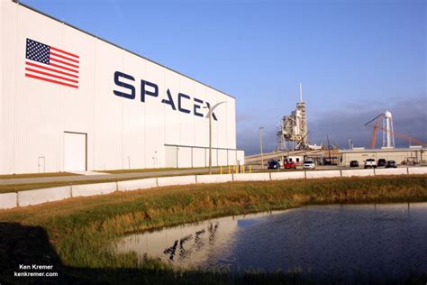 First SpaceX Falcon 9 Erected at Historic Launch Pad 39A for Feb. 18 Blastoff - Universe Today