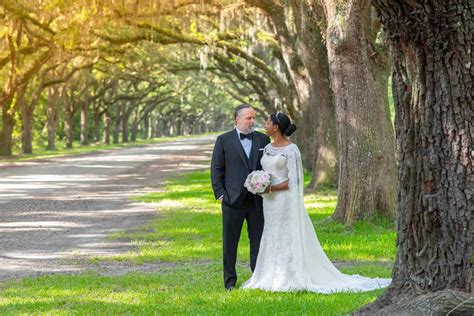 Destination Wedding and Look at Historic Savannah Georgia – One Moment One Shot Photography ...