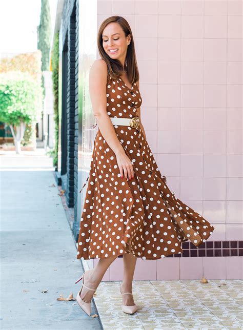 Sydne Style wears brown polka dot dress for pretty woman style - Sydne Style