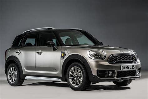 Mini unveils its first hybrid vehicle