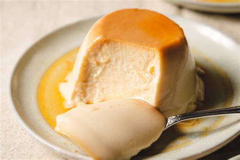 Vegan Tofu Purin (Japanese Custard Pudding) | ヴィーガン豆腐プリン - Ellie Likes Cooking