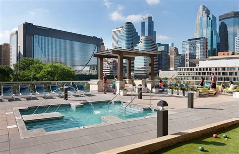 Rooftop Amenities Will Keep Your Property on Top | Multifamily Executive Magazine