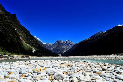 Trekking in Sikkim - Media India Group