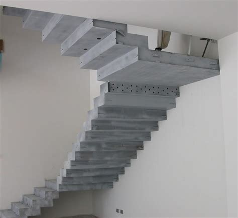 How do Zig Zag Staircases work? Zig Zag Stairs Design & Costruction