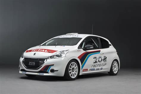 Peugeot 208 Racing Cup - Peugeot Sport Store - Documentation