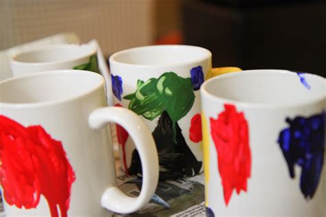 Fun Holiday Kid’s Craft: Painted Mugs - MomAdvice