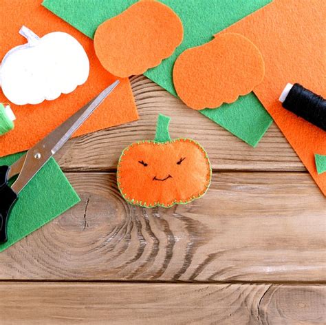 46 Easy Halloween Crafts for Kids - Fun DIY Halloween Decorations for Kids to Make