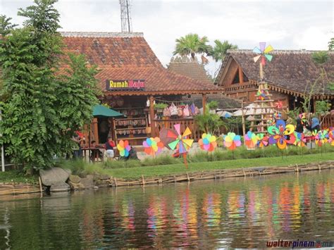 Gambar Wisata Floating Market Lembang - GAMBAR TERBARU HD