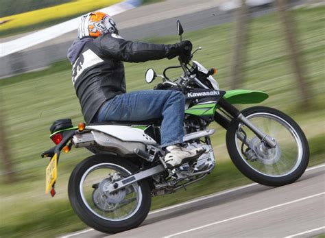 KAWASAKI KLX125 (2010-on) Review | MCN