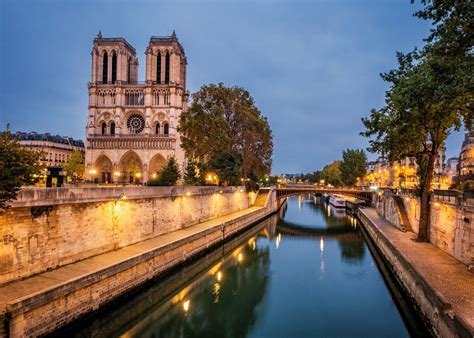 Paris’s islands on the Seine tour: Notre-Dame Cathedral & Sainte ...