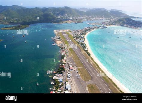 Sint Maarten the Princess Juliana International Airport Stock Photo Alamy