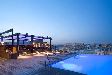 Valencia Hotel with Pool | Watch the sun set over Valencia