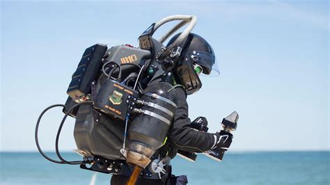 Jetpack maker approaches sales with caution - AOPA