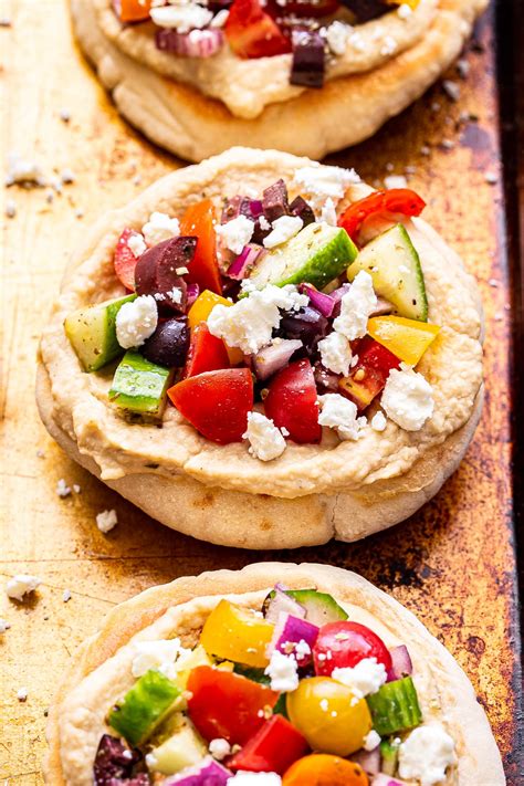 Greek Pita Pizzas - Recipe Runner