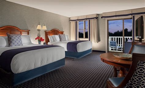 Explore our Hyannis, MA, Hotel | Hyannis Harbor Hotel