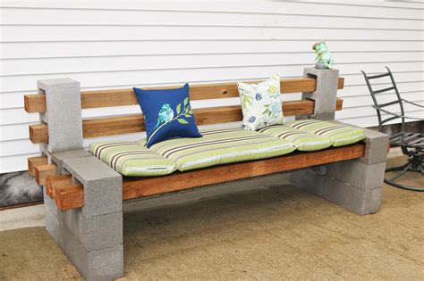 DIY Cinder Block Bench Is Your Next Weekend Project - Dexter Builders