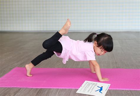 The Big Book of Kids Yoga Postures - Cosmic Kids